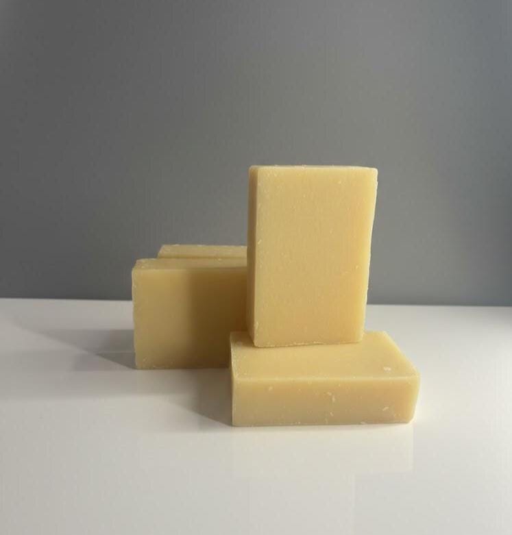 Egyptian Musk Soap Bar | Handmade Shea Butter Soap with Mini Loofah